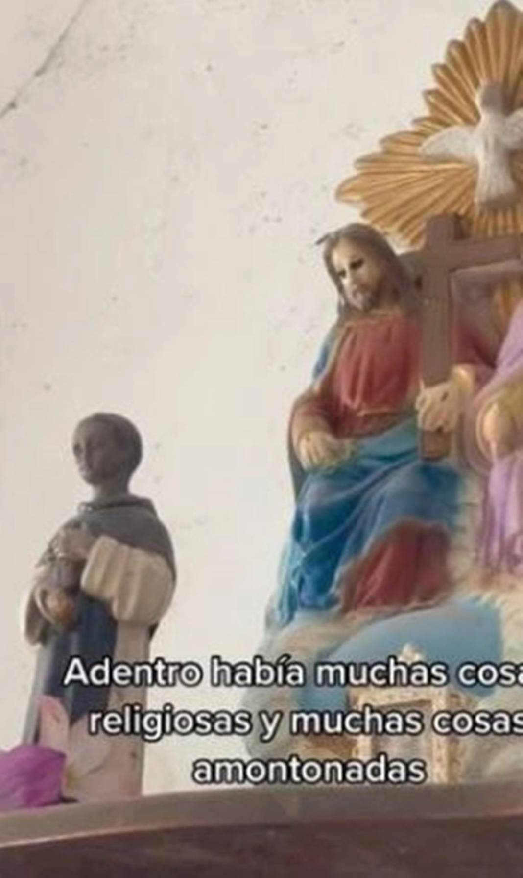 20 yıl önce mühürlenip kapatılan eve girdiler, gördükleri manzara karşısında tüyleri diken diken oldu! 4